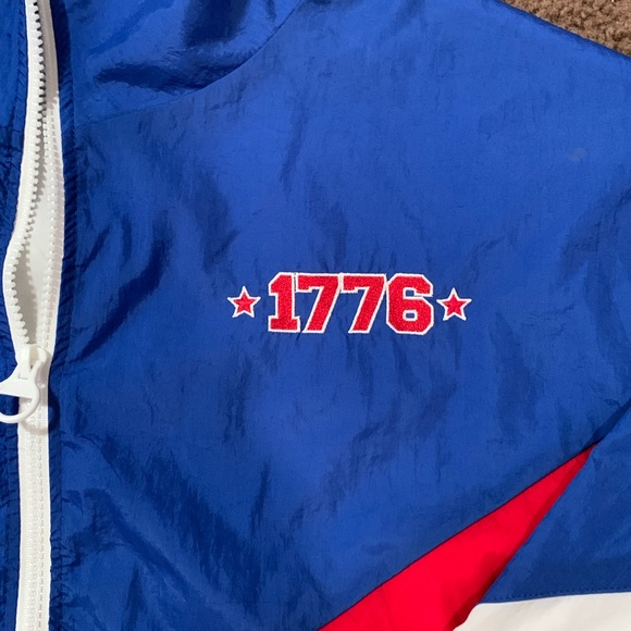 33 Revolutions 1776 Windbreaker - Picture 3 of 5